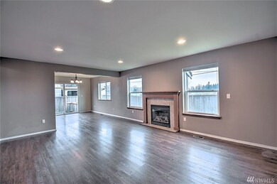 14910 Mountain View Ct SE, Yelm, WA 98597 - photo 6