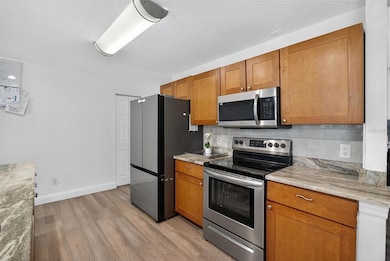 17821 Morninghigh Dr, Lutz, FL 33549 - photo 3