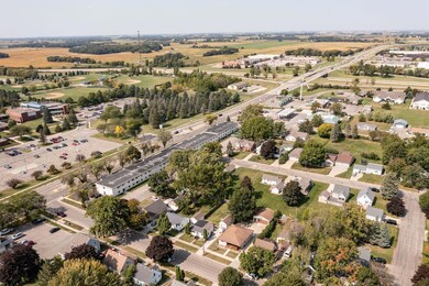 1406 10th Ave NW, Austin, MN 55912 - photo 2