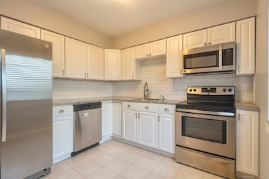 372 Monticello Dr unit 372, Branford, CT 06405 - photo 6