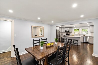 17 Ives St, Worcester, MA 01603 - photo 6