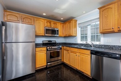 530 Mammoth Rd unit 10, Dracut, MA 01826 - photo 2