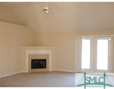 Den/Family/Great Room. VAULTED CEILING, PLANT SHEL