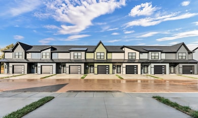 1404 Jonathan Wade Cir, Clarksville, TN 37043 - photo 5