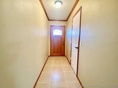 706 Brentwood Dr, Tahlequah, OK 74464 - photo 2