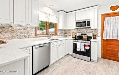 38 Emerick Ln, Albany, NY 12211 - photo 6