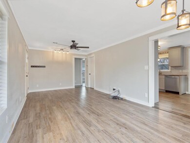 211 Dixon St, Cleburne, TX 76033 - photo 7