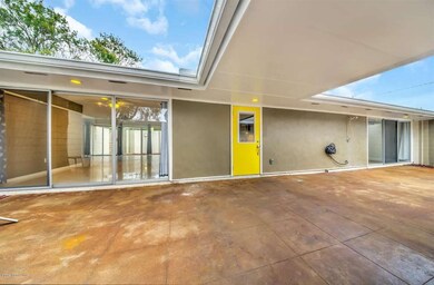 Front Courtyard off Dining & Master Suit