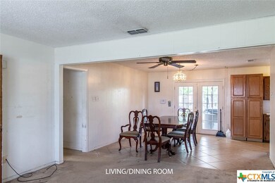 918 Randa St, Copperas Cove, TX 76522 - photo 3