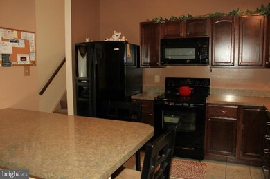 62 Yew Rd, Essex, MD 21221 - photo 6