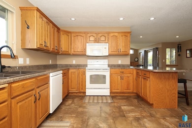 25218 482nd Ave, Garretson, SD 57030 - photo 5