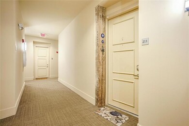 840 Tchoupitoulas St unit 211, New Orleans, LA 70130 - photo 3