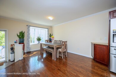 93 Burgundy Loop, Staten  Island, NY 10304 - photo 3