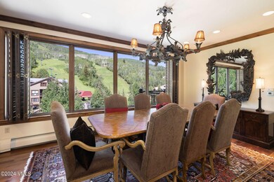 one_bc_61_interior_dining