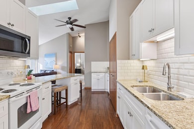 5524 Bimini Dr, Hopkins, MN 55343 - photo 3