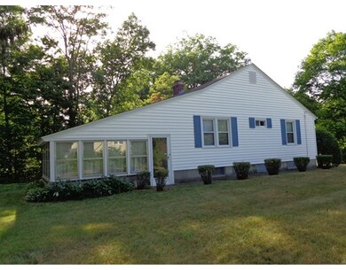 14 Ayrshire Rd, Worcester, MA 01604 - photo 2