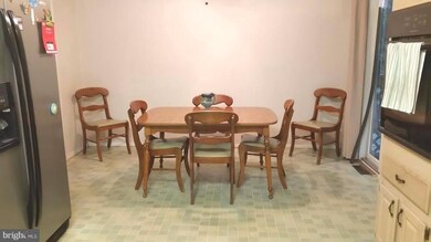 30070 Broken Arrow Ln, Mechanicsville, MD 20659 - photo 6