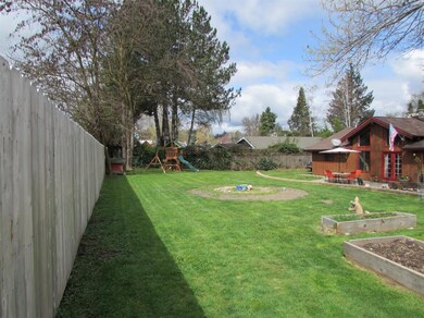 1161 Grandview Ave, Grants Pass, OR 97527 - photo 6