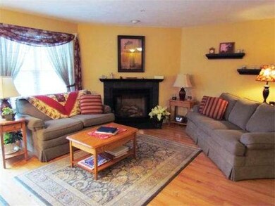 208 Bridle Cross Rd, Fitchburg, MA 01420 - photo 7