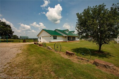 1508 Mulberry Highway 64 W, Mulberry, AR 72947 - photo 2