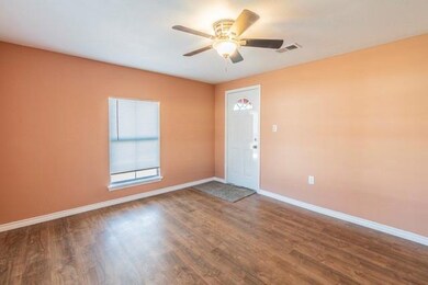 1016 Rice St, Denison, TX 75020 - photo 3