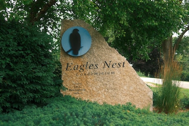 165 Aerie Cir unit 102, Brookfield, WI 53045 - photo 2