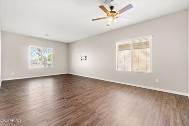 06-Family Room