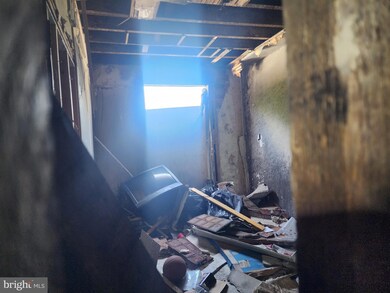 2523 W Lombard St, Baltimore, MD 21223 - photo 5