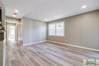 1919 E 51st St, Savannah, GA 31404 - photo 7