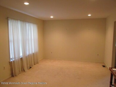 10A Yorkshire Dr, Monroe Township, NJ 08831 - photo 5