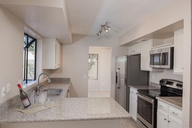 6406 W Mercer Lane-8