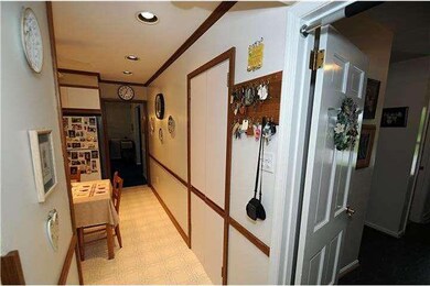 104 Locust Dr, Newark, DE 19711 - photo 4