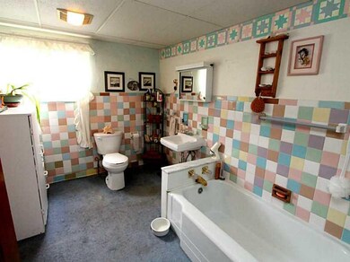 Full Bath.