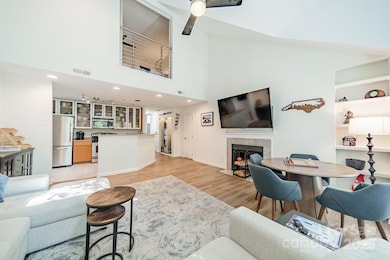 521 N Graham St unit 3E, Charlotte, NC 28202 - photo 5