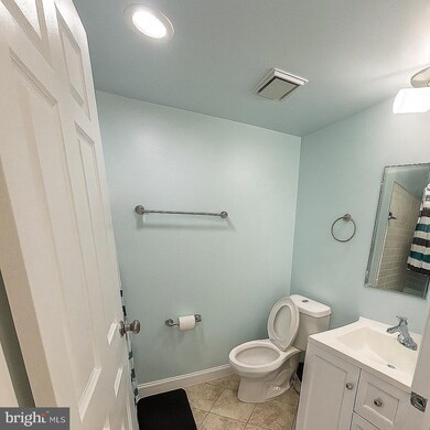 3361 Yost Ln unit 202, Dumfries, VA 22026 - photo 3
