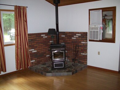 1419 Melrose Terrace unit E-187, East Stroudsburg, PA 18301 - photo 3