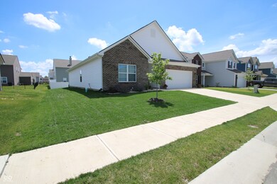 1445 Willow Tree Ln, Sheridan, IN 46069 - photo 5