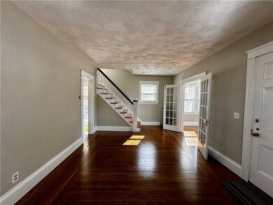 852 Warwick Ave, Warwick, RI 02888 - photo 6