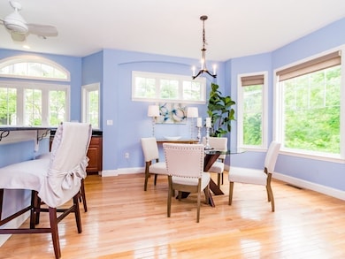 36 Seven Springs Ln unit E, Burlington, MA 01803 - photo 7