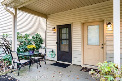 05-Ext1 FrontDoor