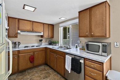 2502 Pine Tree Dr SE, Port Orchard, WA 98366 - photo 7