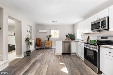 13886 Crest Hill Rd, Flint Hill, VA 22627 - photo 7