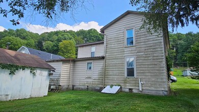 38 Cole St, Philippi, WV 26416 - photo 4