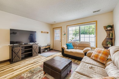 1830 121st Ln NW unit 611, Coon Rapids, MN 55448 - photo 3