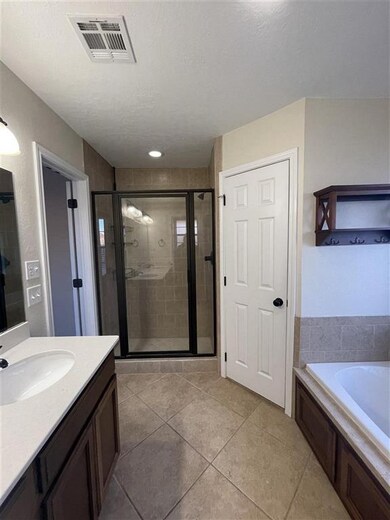 203 NW Cherry Ave, Cache, OK 73527 - photo 7