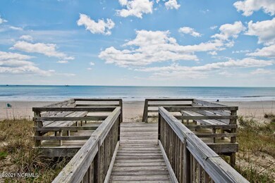 Walkway to the ocean!