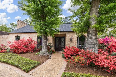 347 Tealwood Dr, Houston, TX 77024 - photo 2