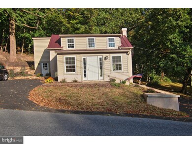 37 Edgehill Rd, Boyertown, PA 19512 - photo 2