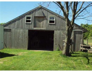 Stable/Barn. 40x100 barn, new in 2005