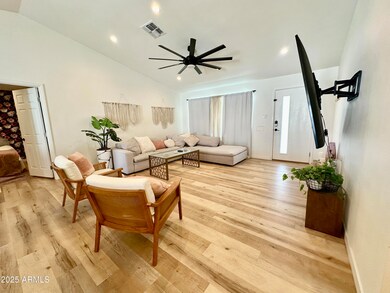 4037 N 81st St, Scottsdale, AZ 85251 - photo 4